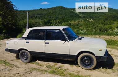 Седан ВАЗ / Lada 2105 1988 в Ужгороді