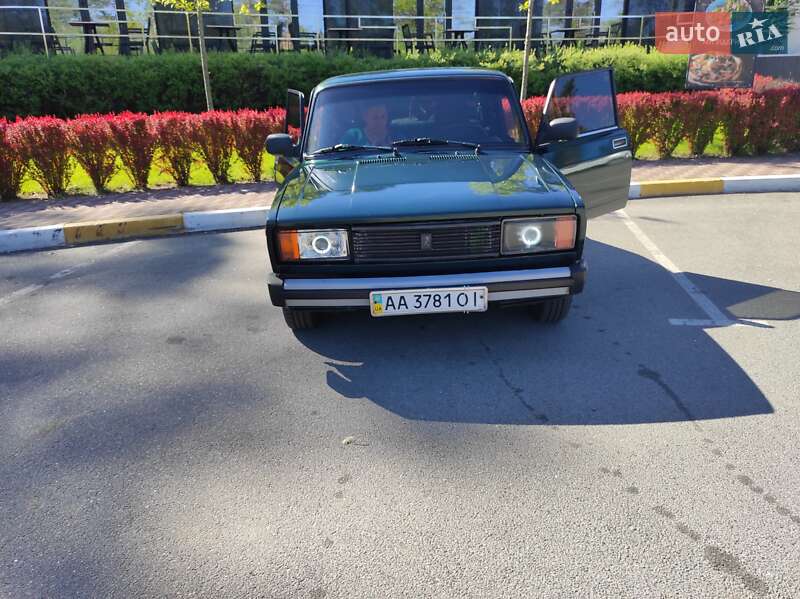 Седан ВАЗ / Lada 2105 1999 в Днепре