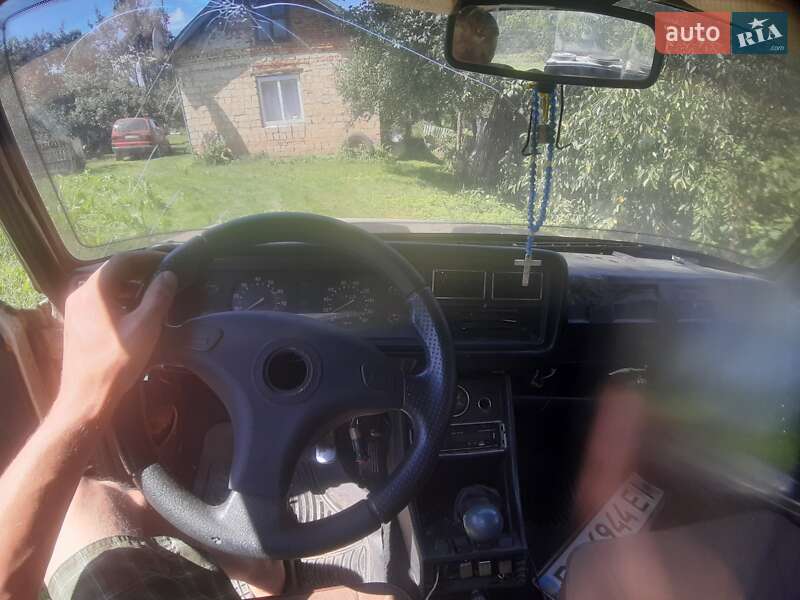 Седан ВАЗ / Lada 2105 1995 в Букачевцах
