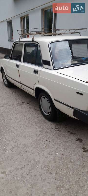 Седан ВАЗ / Lada 2105 1996 в Павлограді