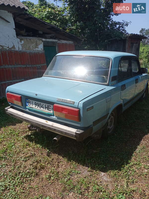 Седан ВАЗ / Lada 2105 1990 в Шишаки