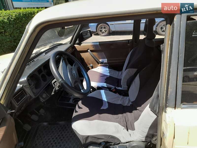 Седан ВАЗ / Lada 2105 1987 в Днепре