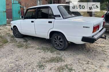 Седан ВАЗ / Lada 2105 1984 в Харкові