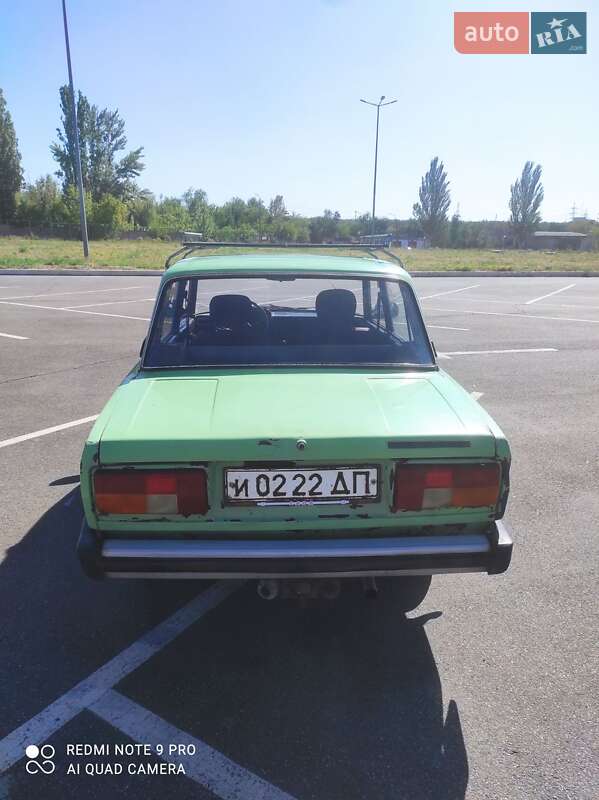 Седан ВАЗ / Lada 2105 1982 в Кривом Роге