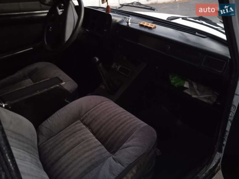 Седан ВАЗ / Lada 2105 1982 в Шаргороде