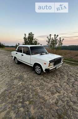 Седан ВАЗ / Lada 2105 1990 в Бару