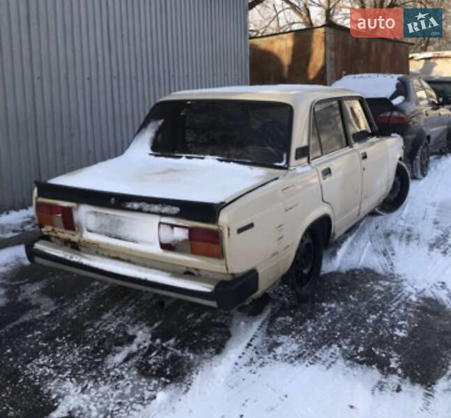Седан ВАЗ / Lada 2105 1982 в Києві