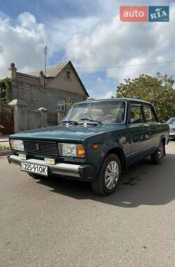 Седан ВАЗ / Lada 2105 2001 в Одессе