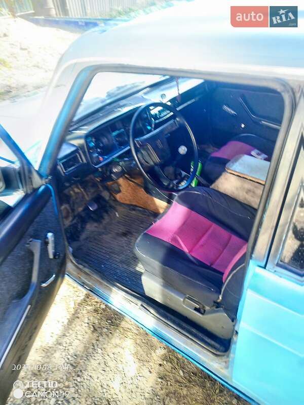 Седан ВАЗ / Lada 2105 1983 в Благовещенском фото 5 Седан ВАЗ / Lada 2105 1983 в Благовещенском