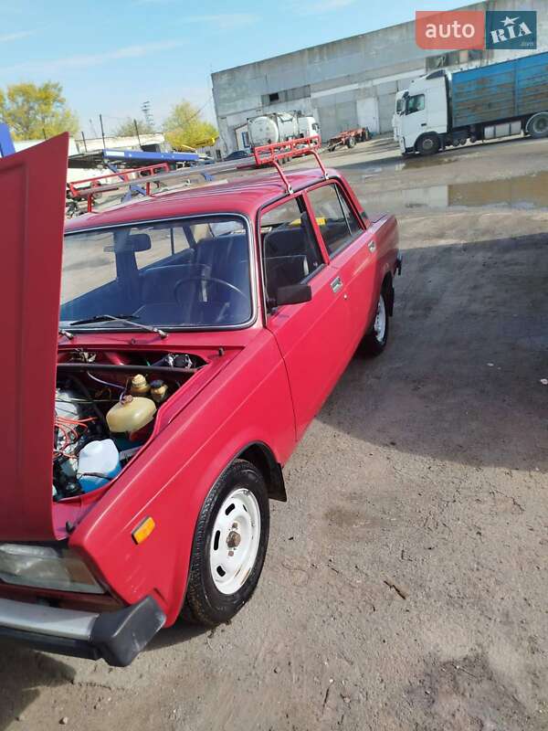 Седан ВАЗ / Lada 2105 1983 в Днепре