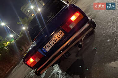 Седан ВАЗ / Lada 2105 1981 в Киеве