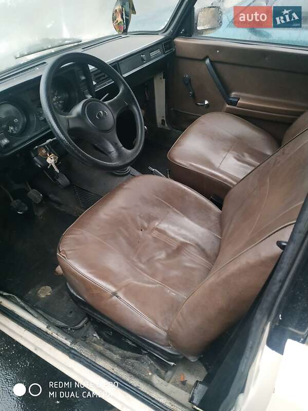 Седан ВАЗ / Lada 2105 1988 в Києві