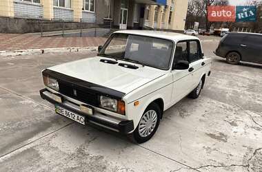 Седан ВАЗ / Lada 2105 1984 в Вознесенську