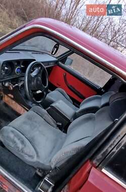 Седан ВАЗ / Lada 2105 1982 в Александрие
