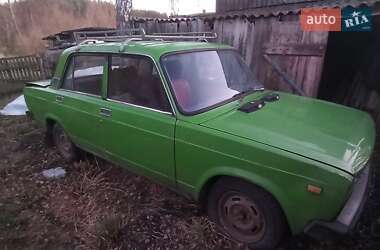 Седан ВАЗ / Lada 2105 1983 в Краснопіллі