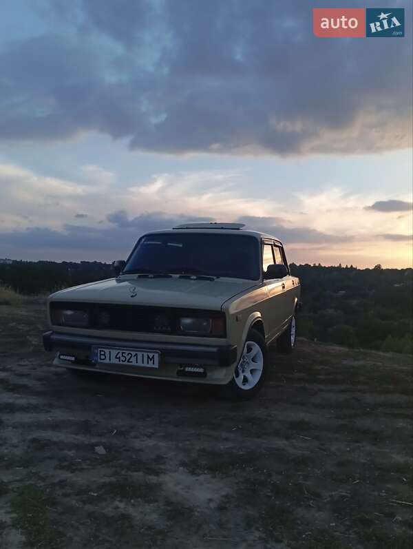 Седан ВАЗ / Lada 2105 1989 в Опішне