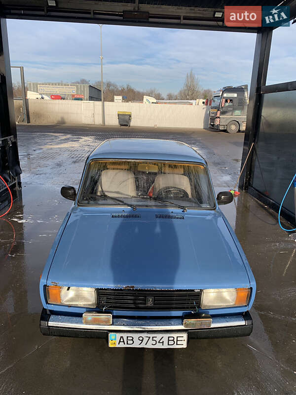 Седан ВАЗ / Lada 2105 1992 в Одессе