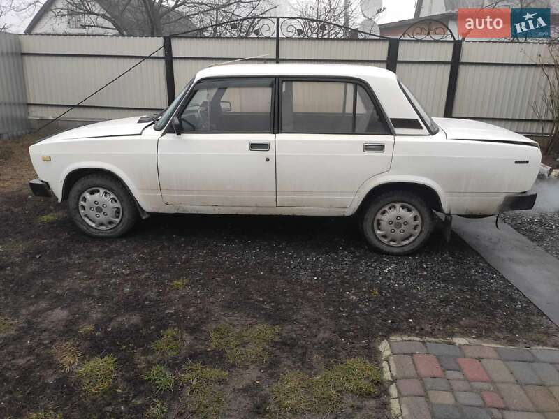 Седан ВАЗ / Lada 2105 1995 в Лубнах