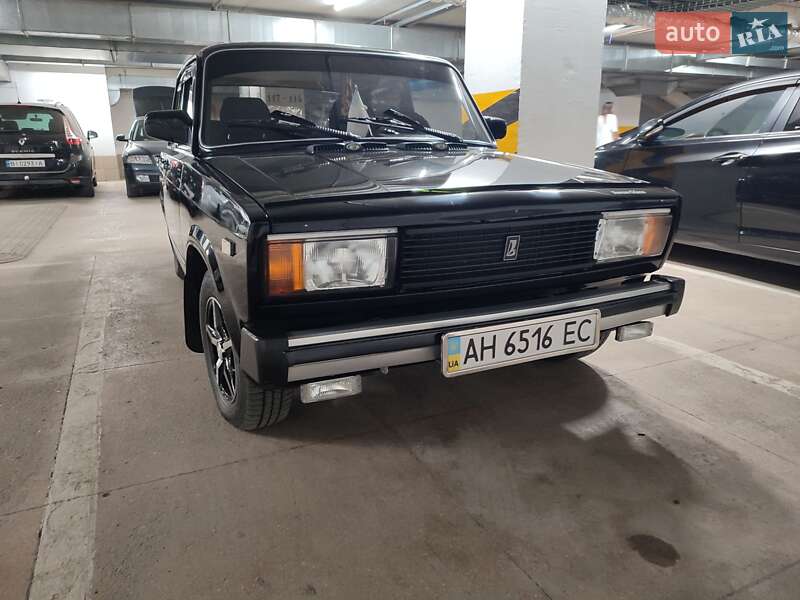 Седан ВАЗ / Lada 2105 1992 в Полтаве