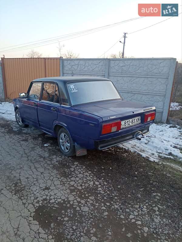 Седан ВАЗ / Lada 2105 1989 в Кривом Роге