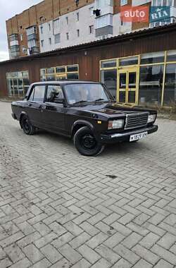 Седан ВАЗ / Lada 2105 1985 в Чемерівцях