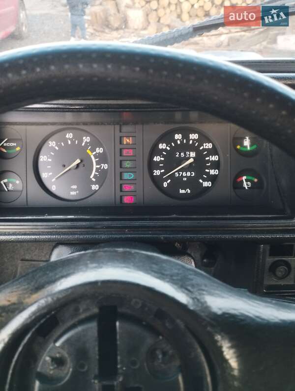 Седан ВАЗ / Lada 2105 1992 в Маневичах