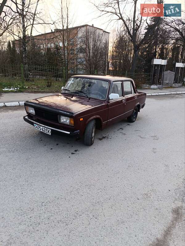 Седан ВАЗ 2105 1981 в 
