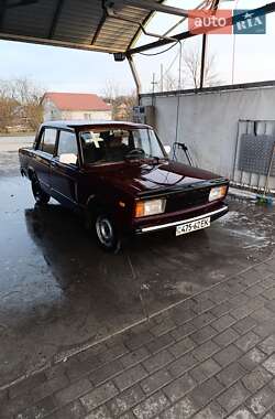 Седан ВАЗ 2105 1981 в 