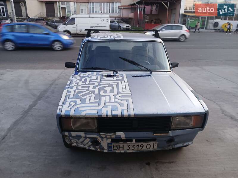 Седан ВАЗ / Lada 2105 1985 в Одессе