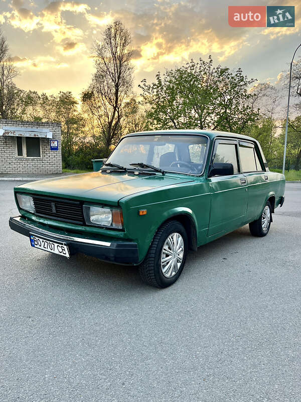 Седан ВАЗ 2105 1983 в 