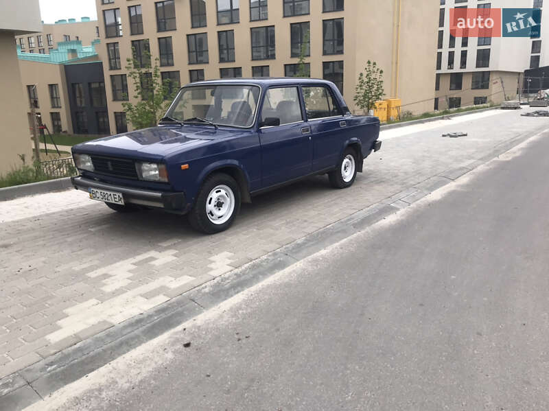 Седан ВАЗ 2105 1990 в 