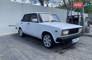 Седан ВАЗ 2105 1983 в Николаеве
