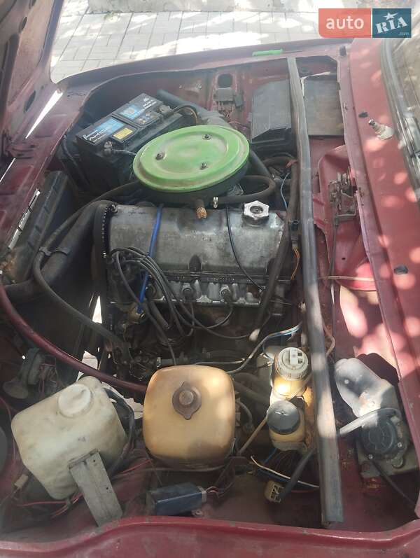 Седан ВАЗ / Lada 2105 1981 в Новомосковську