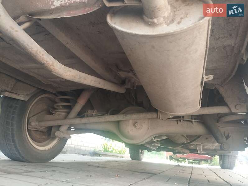 Седан ВАЗ / Lada 2105 1981 в Новомосковську