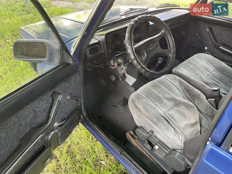 Седан ВАЗ / Lada 2105 1987 в Могилів-Подільському