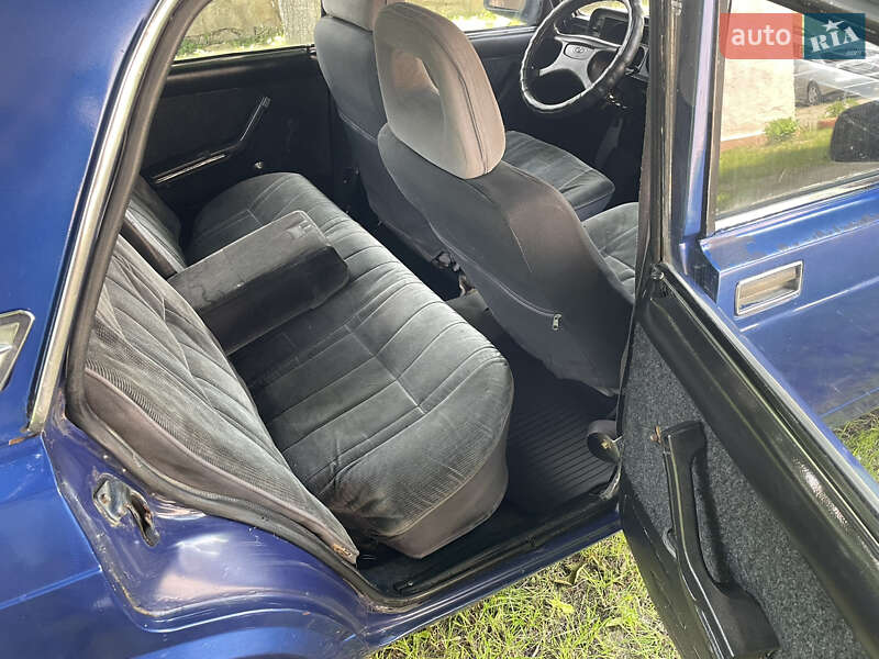Седан ВАЗ / Lada 2105 1987 в Могилів-Подільському