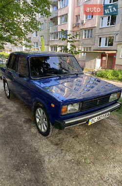 Седан ВАЗ / Lada 2105 1990 в Львове