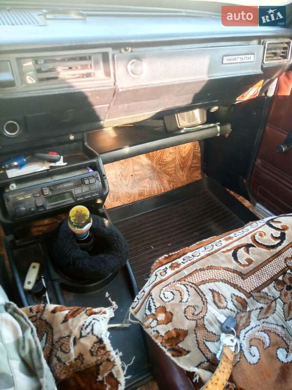 Седан ВАЗ / Lada 2105 1984 в Кременчуге