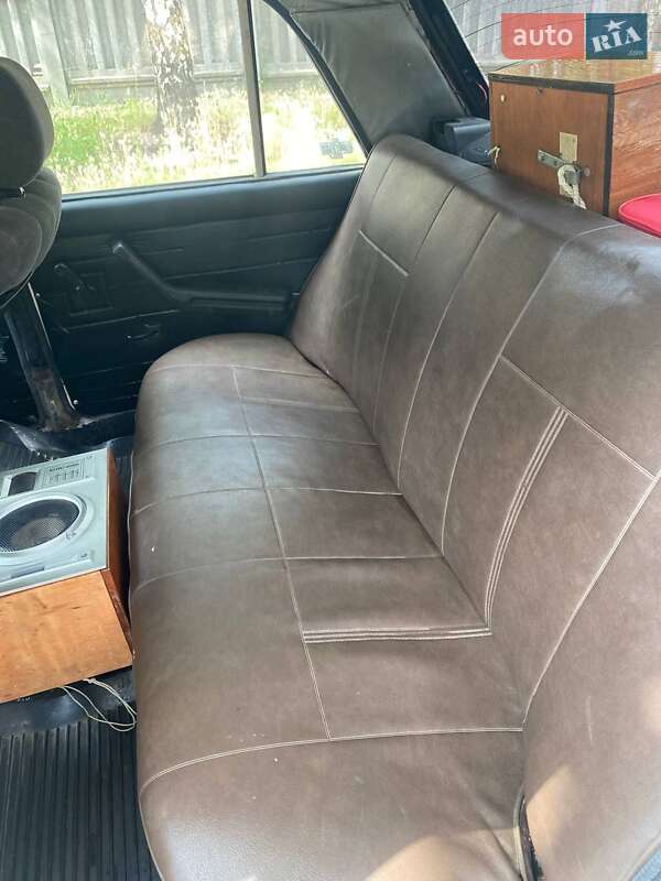 Седан ВАЗ / Lada 2105 1986 в Харькове