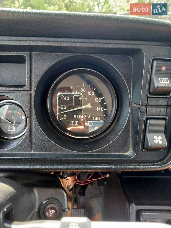 Седан ВАЗ / Lada 2105 1983 в Дніпрі фото 2 Седан ВАЗ / Lada 2105 1983 в Дніпрі