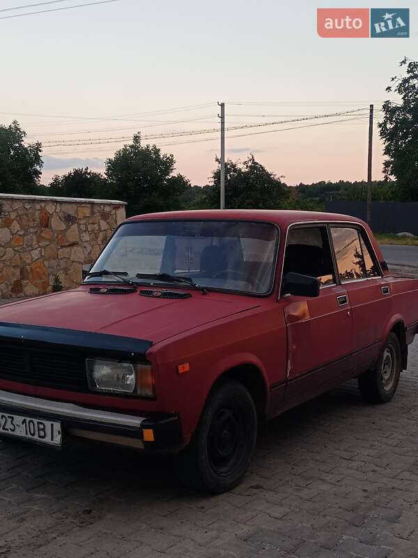 Седан ВАЗ / Lada 2105 1993 в Виннице