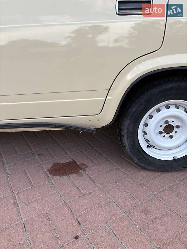 Седан ВАЗ / Lada 2105 1984 в Полтаве