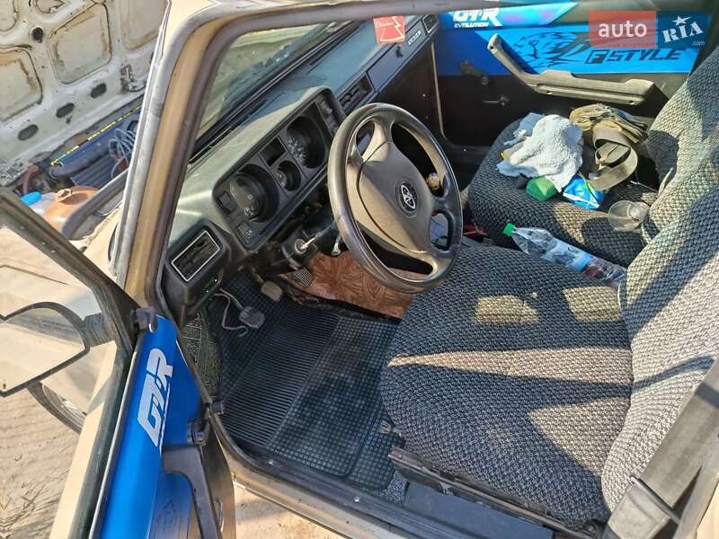 Седан ВАЗ / Lada 2105 1982 в Херсоне