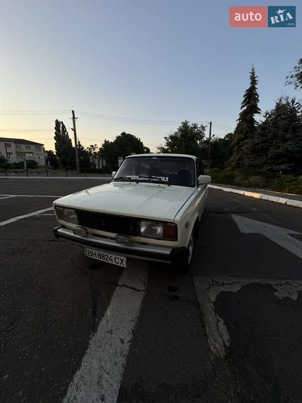 Седан ВАЗ / Lada 2105 1999 в Одессе