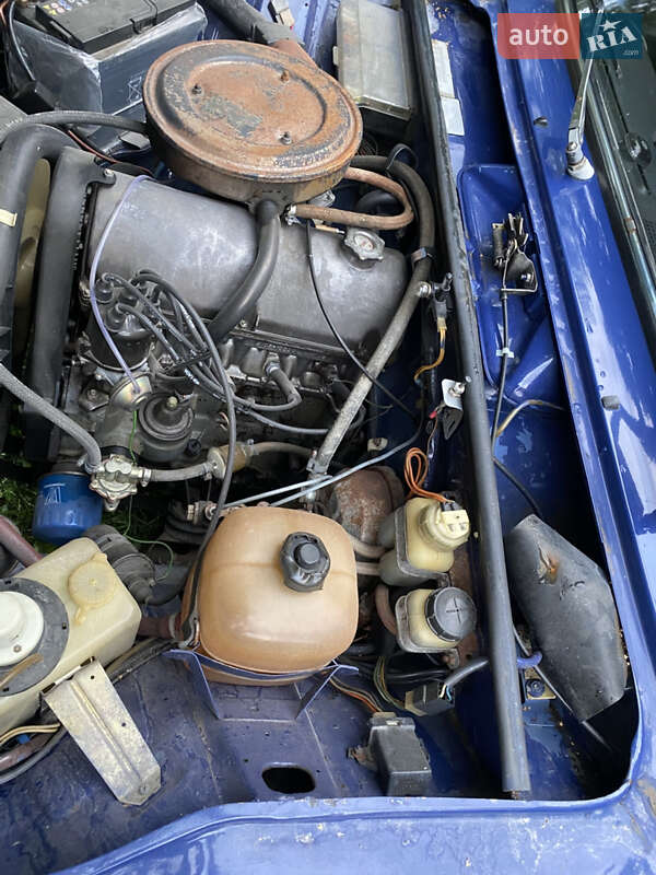 Седан ВАЗ / Lada 2105 1990 в Львове