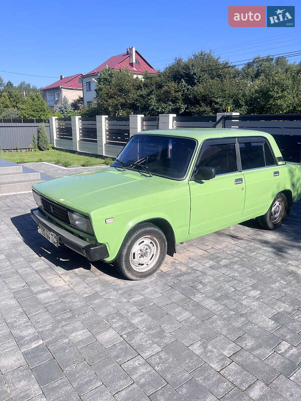 Седан ВАЗ / Lada 2105 1982 в Бродах