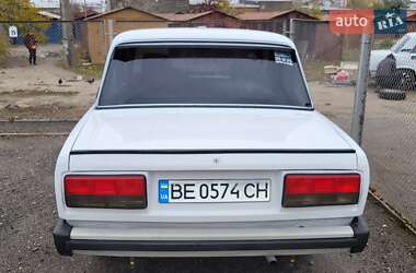 Седан ВАЗ 2105 2001 в 