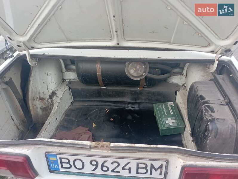 Седан ВАЗ / Lada 2105 1989 в Тернополе