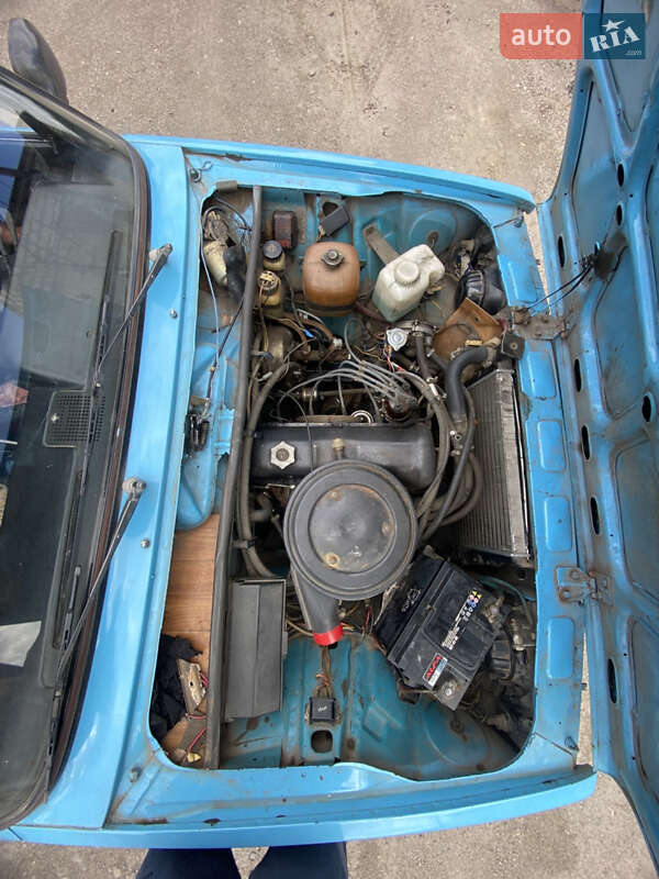 Седан ВАЗ / Lada 2105 1983 в Кривому Розі фото 7 Седан ВАЗ / Lada 2105 1983 в Кривому Розі