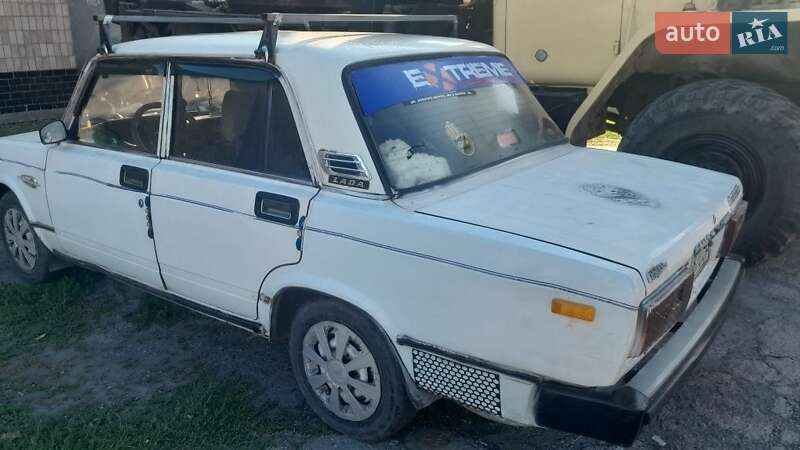 Седан ВАЗ / Lada 2105 1987 в Днепре фото 2 Седан ВАЗ / Lada 2105 1987 в Днепре